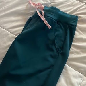 Caribbean blue Zamora size small figs